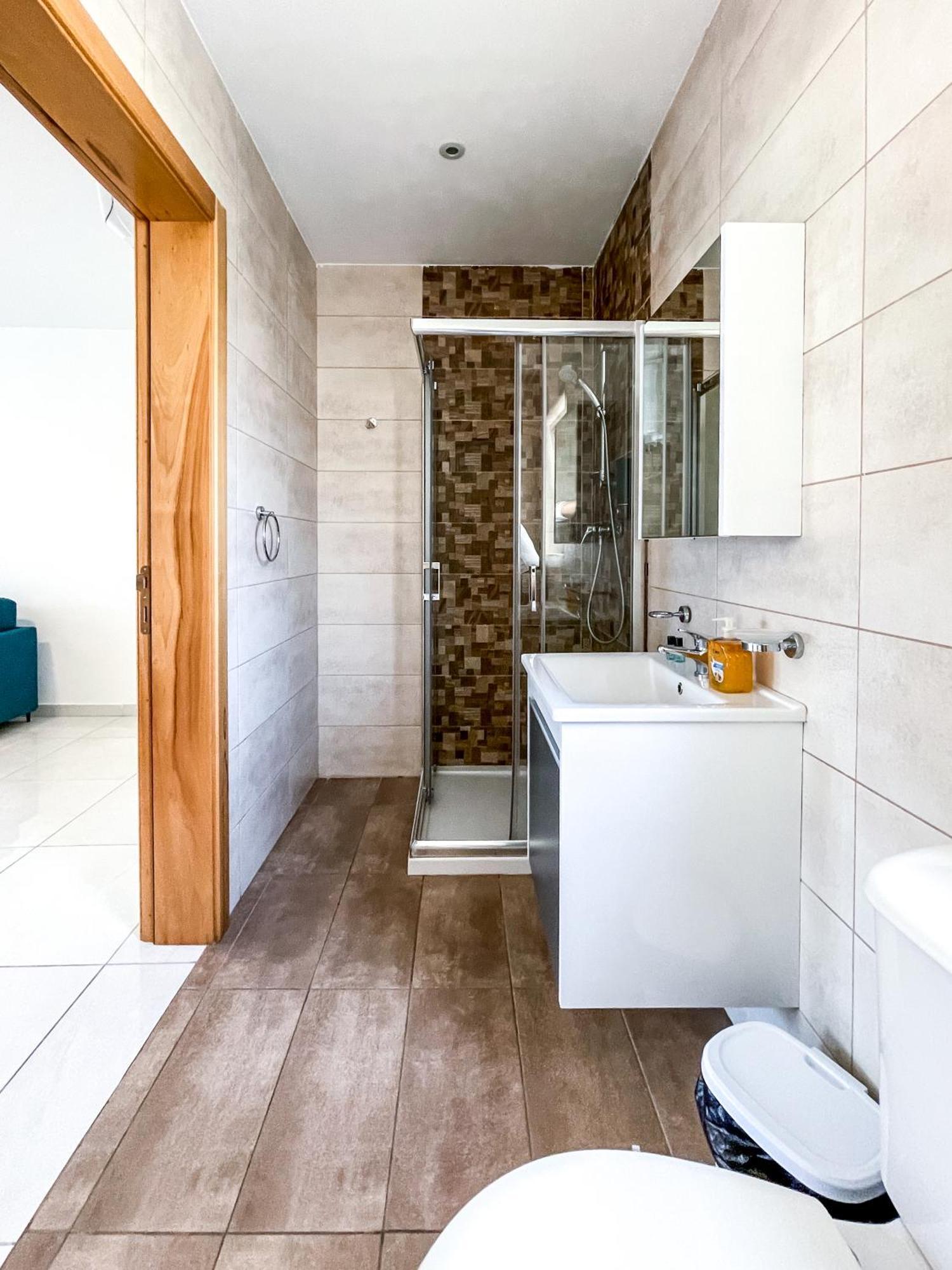 Msida Central Suites - Emmnic Court Buitenkant foto
